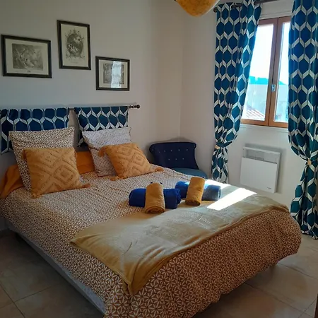 Bed & Breakfast Mare E Monti Chez Thomas Et Magali 3*