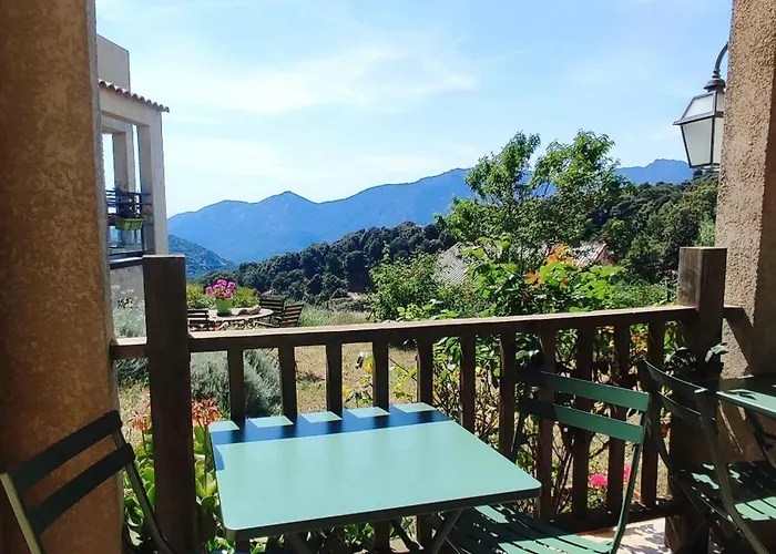 Mare E Monti Chez Thomas Et Magali Bed & Breakfast 3*